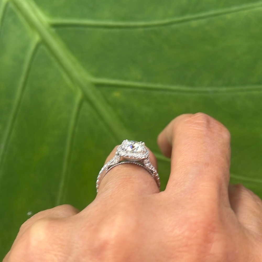 New 2ct Round cut Moissanite Engagement Ring 925 Sterling Silver size 6 7 8 9 10 - Picture 5 of 12